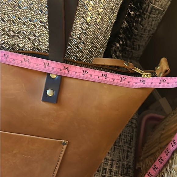 Portland Leather Tan Tote Large Bag in Dakota leather - Picture 11 of 12